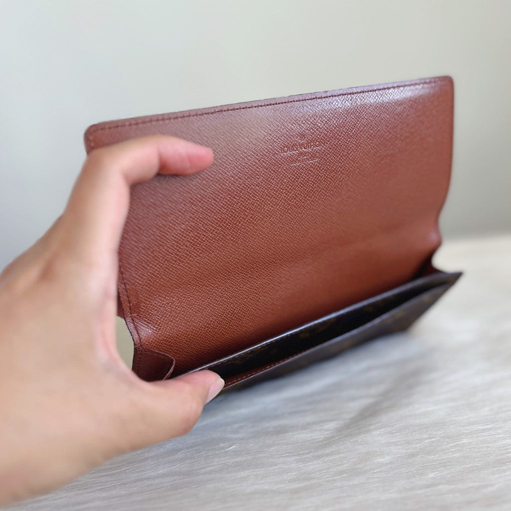 Louis Vuitton Monogram Classic Fold Double Compartment Long Wallet