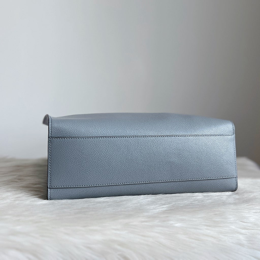 Marc Jacobs Slate Grey Leather Triple Compartment Shoulder Bag Like New