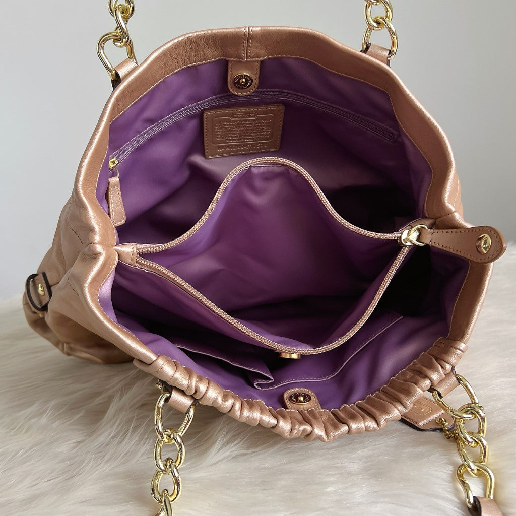Coach Two Tone Leather Triple Compartment Chain Detail Shoulder Bag