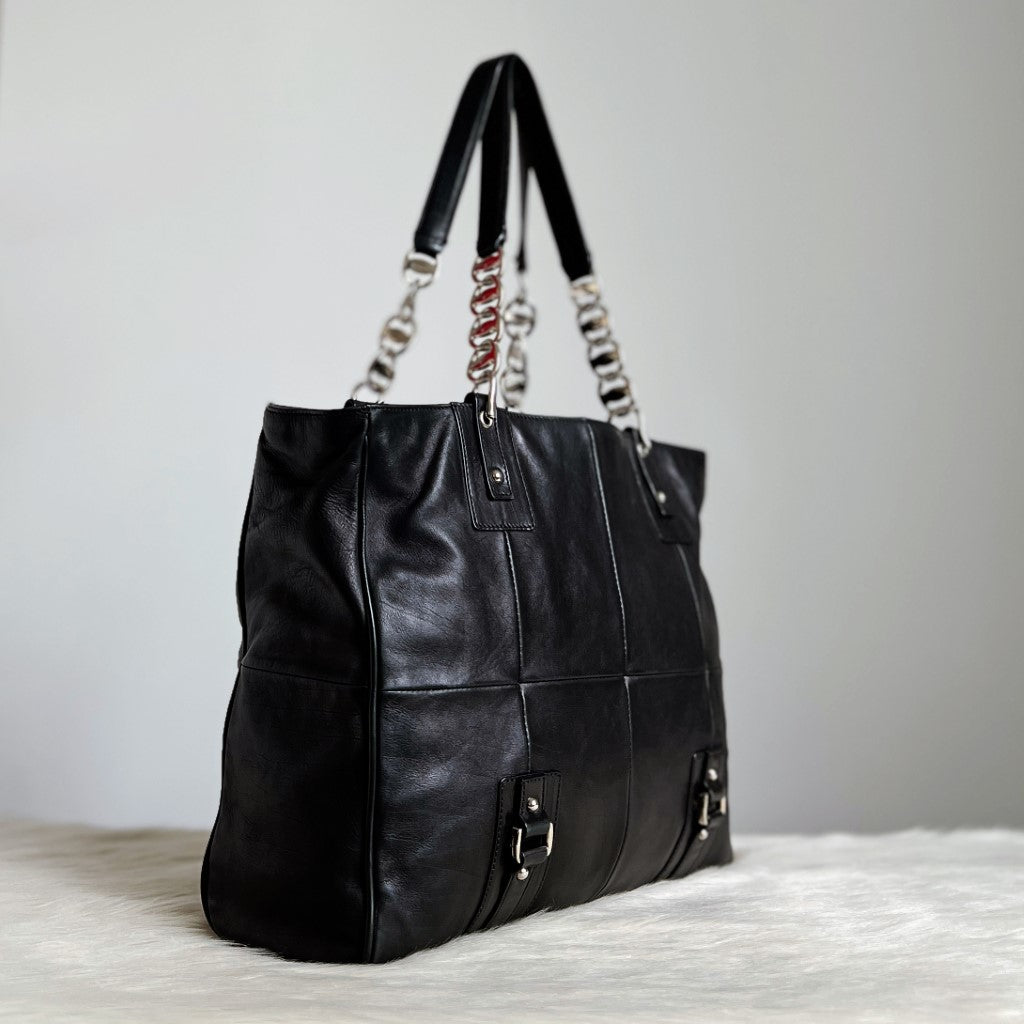 Salvatore Ferragamo Black Leather Chain Detail Career Shoulder Bag