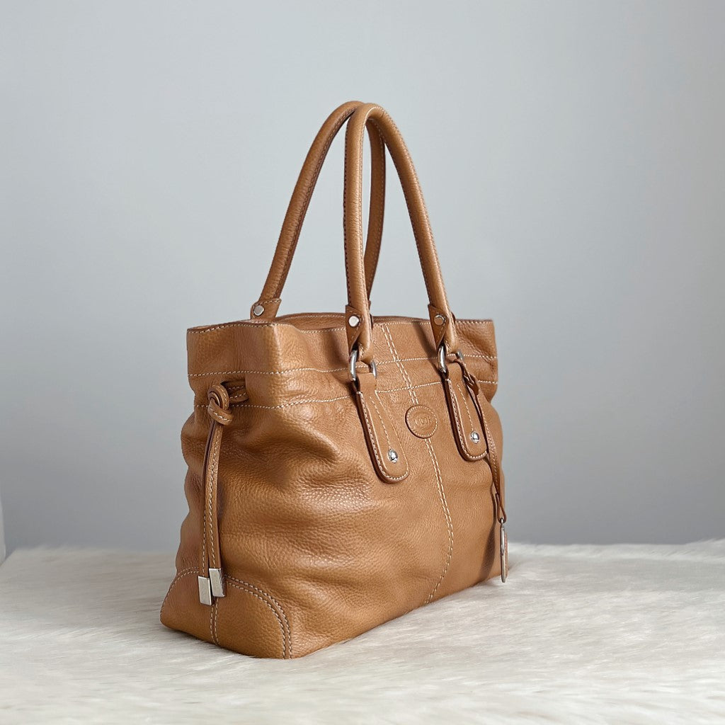 Tod's Caramel Leather Iconic Princess Diana D Tote Bag Excellent
