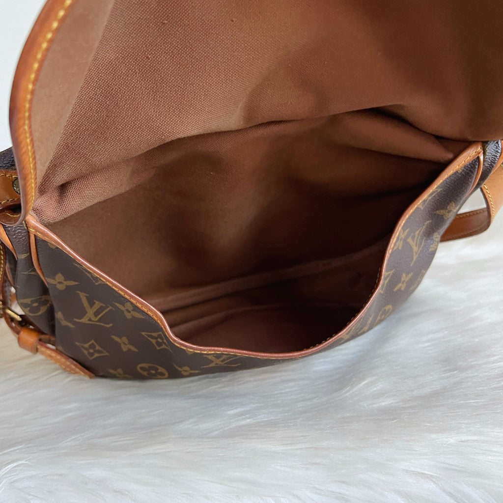 Louis Vuitton Monogram Double Sided Saumur 30 Crossbody Shoulder Bag