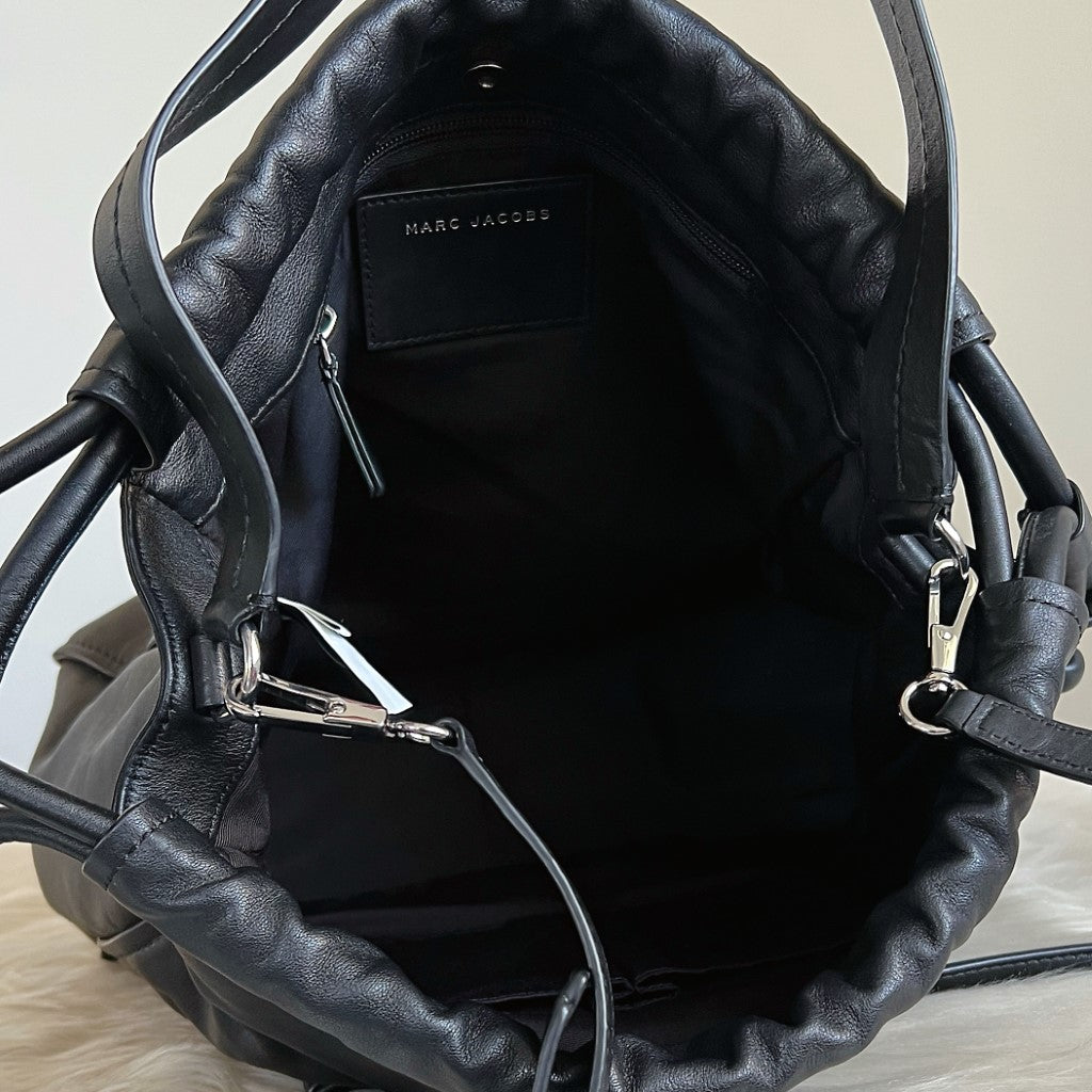 Marc Jacobs Black Leather Drawstring 2 Way Shoulder Bag Excellent