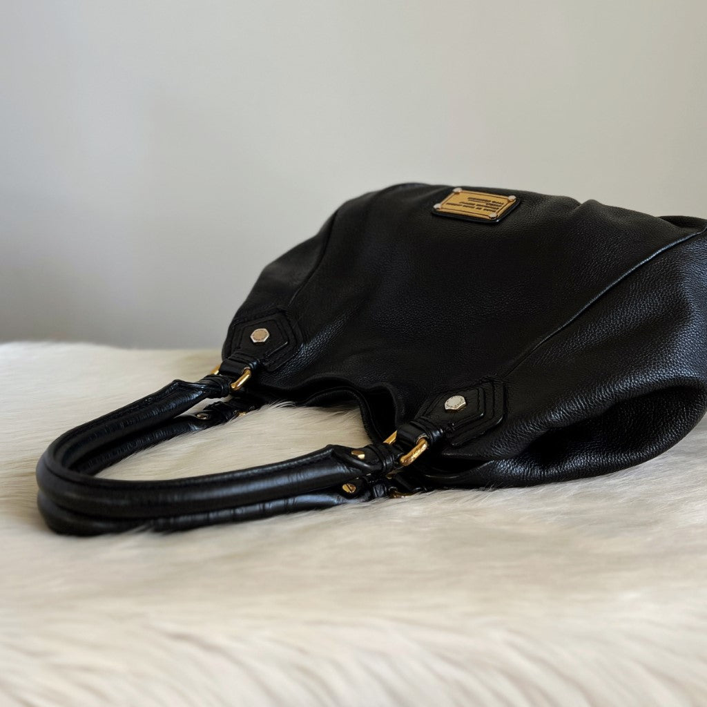 Marc Jacobs Black Leather Front Logo 2 Way Shoulder Bag