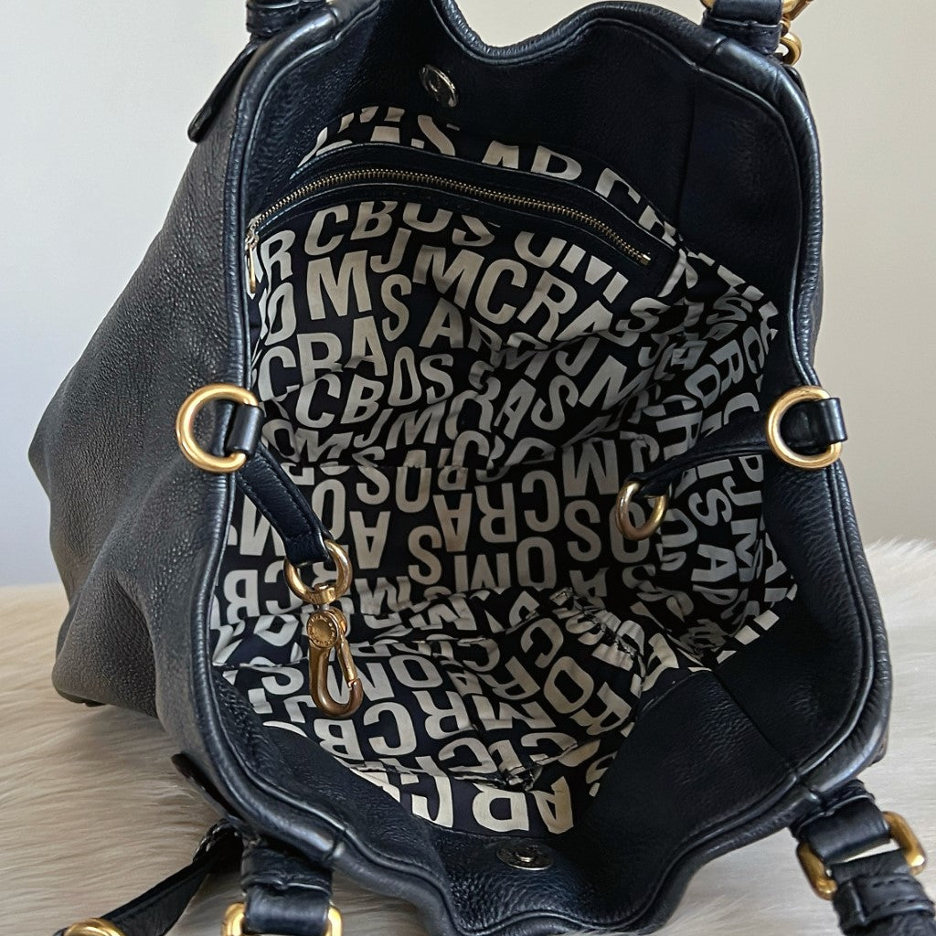 Marc Jacobs Black Leather Front Logo 2 Way Shoulder Bag