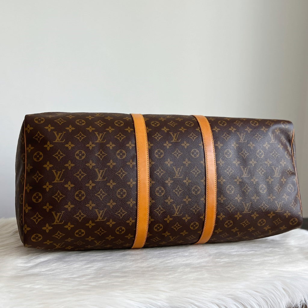 Louis Vuitton Signature Monogram Keepall 60 Travel Bag + Lock & Key