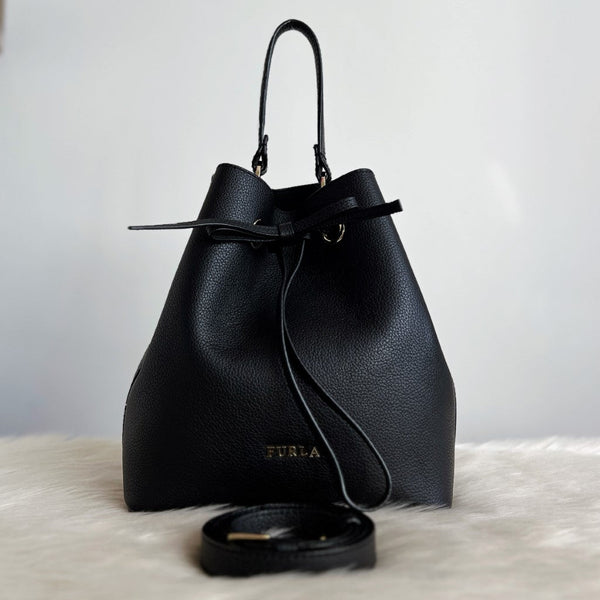 Furla Black Leather Drawstring Bucket 2 Way Shoulder Bag Like New
