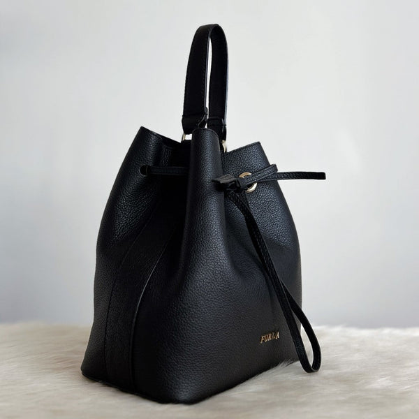 Furla Black Leather Drawstring Bucket 2 Way Shoulder Bag Like New