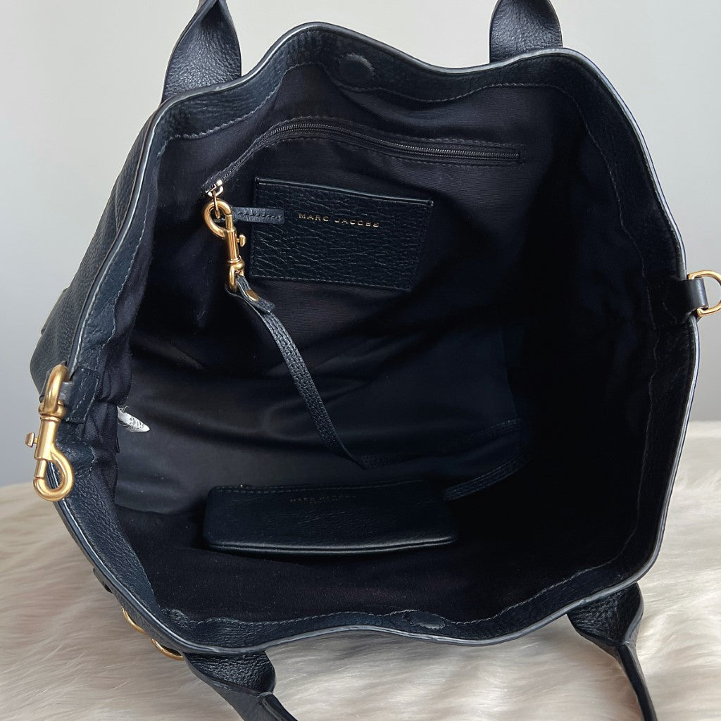 Marc Jacobs Black Leather Ring Detail 2 Way Shoulder Bag + Pouch