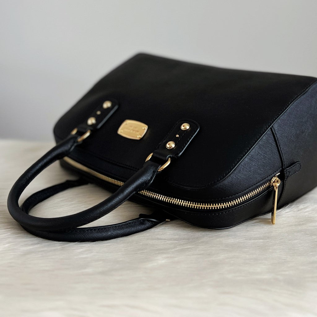 Michael Kors Black Leather Boston Career 2 Way Shoulder Bag Like New