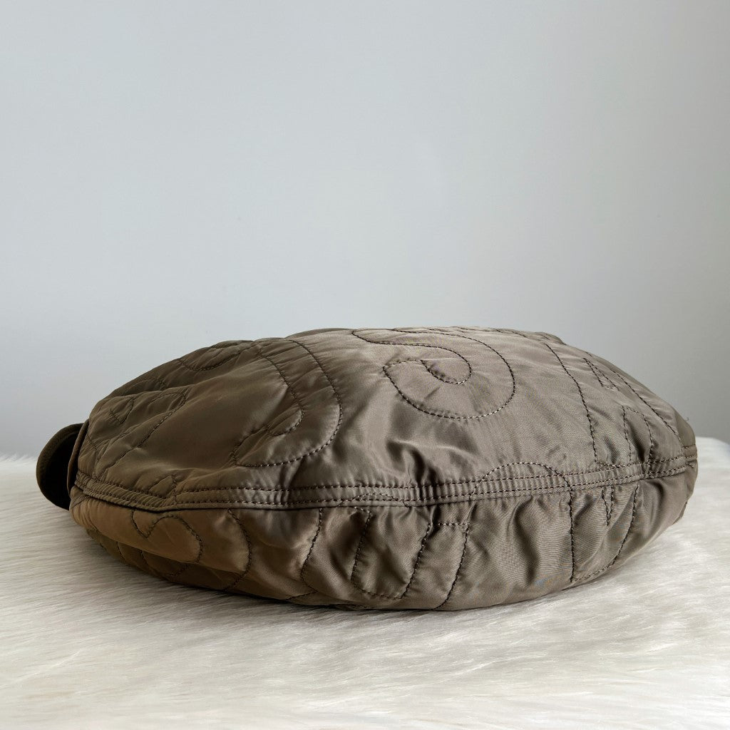 Marc Jacobs Olive Quilted Half Moon Slouchy Shoulder Bag