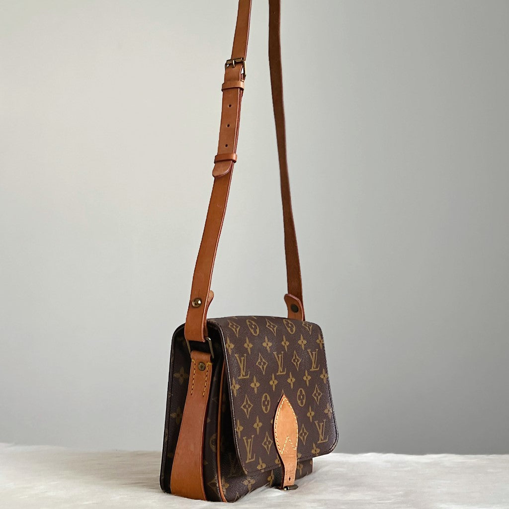 Louis Vuitton Signature Monogram Cartouchiere MM Crossbody Shoulder Bag