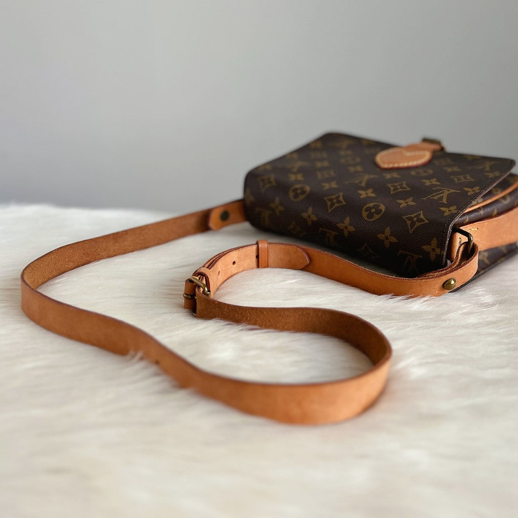 Louis Vuitton Signature Monogram Cartouchiere MM Crossbody Shoulder Bag