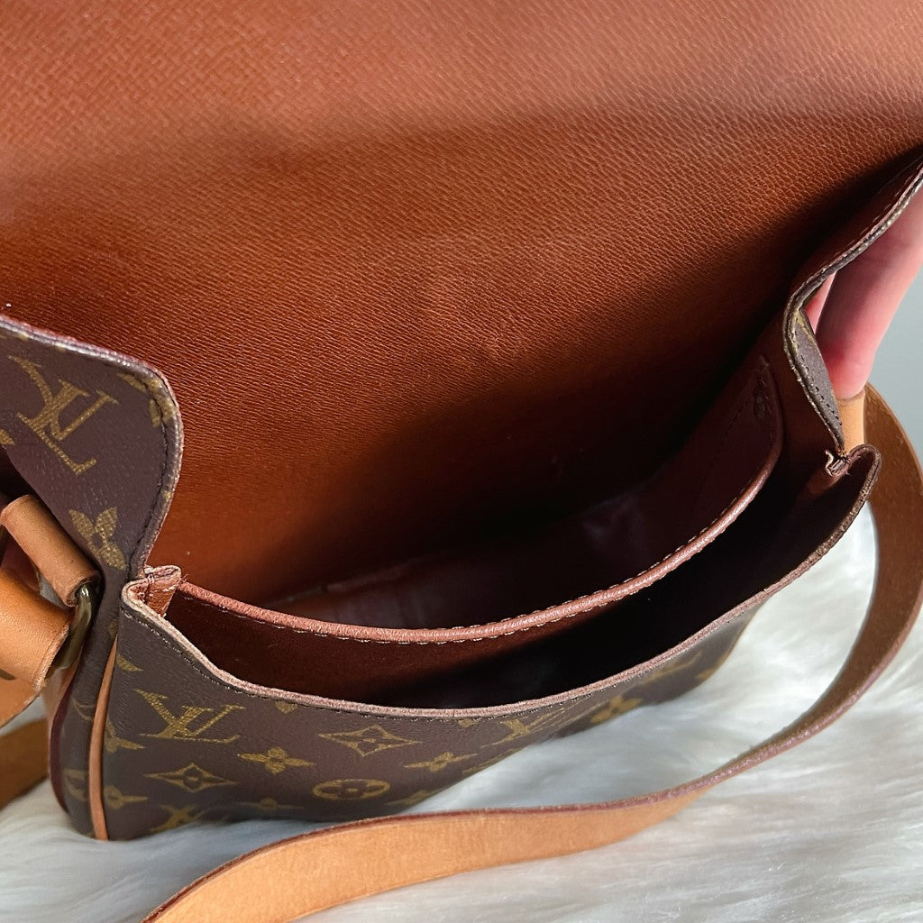 Louis Vuitton Signature Monogram Cartouchiere MM Crossbody Shoulder Bag