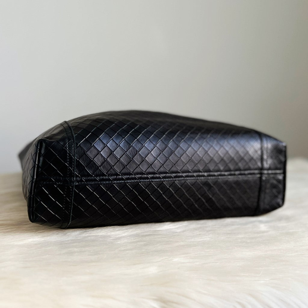 Bottega Veneta Black Leather Signature Intrecciomirage Large Tote Bag Excellent