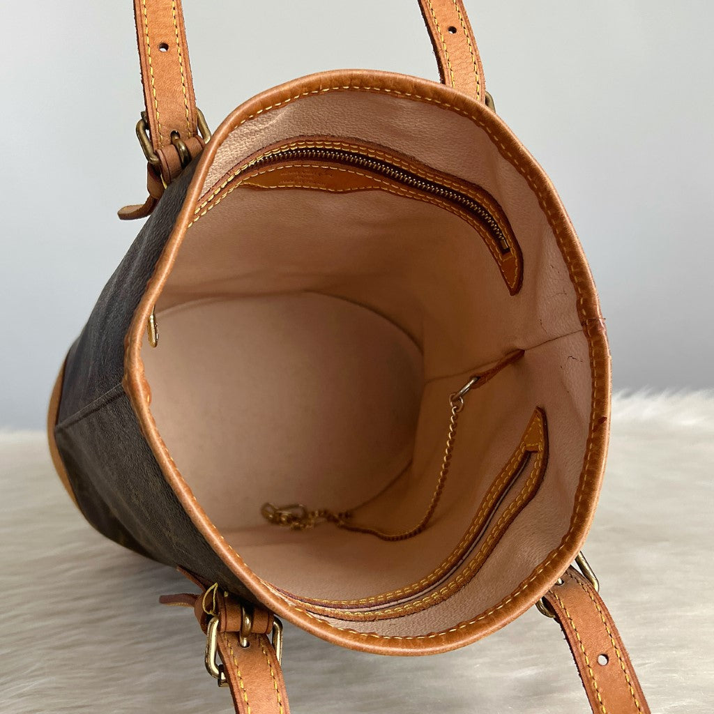 Louis Vuitton Signature Monogram Bucket PM Shoulder Bag