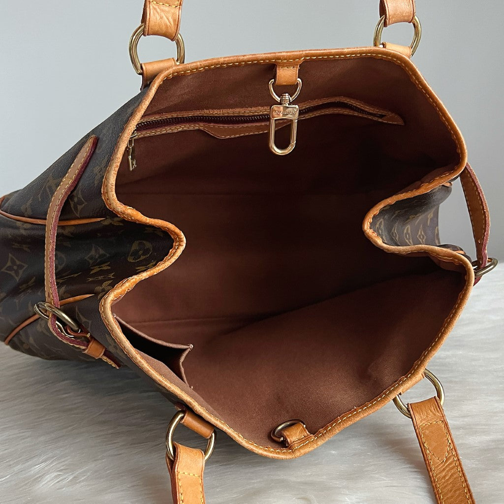 Louis Vuitton Signature Monogram Batignolles Shoulder Bag
