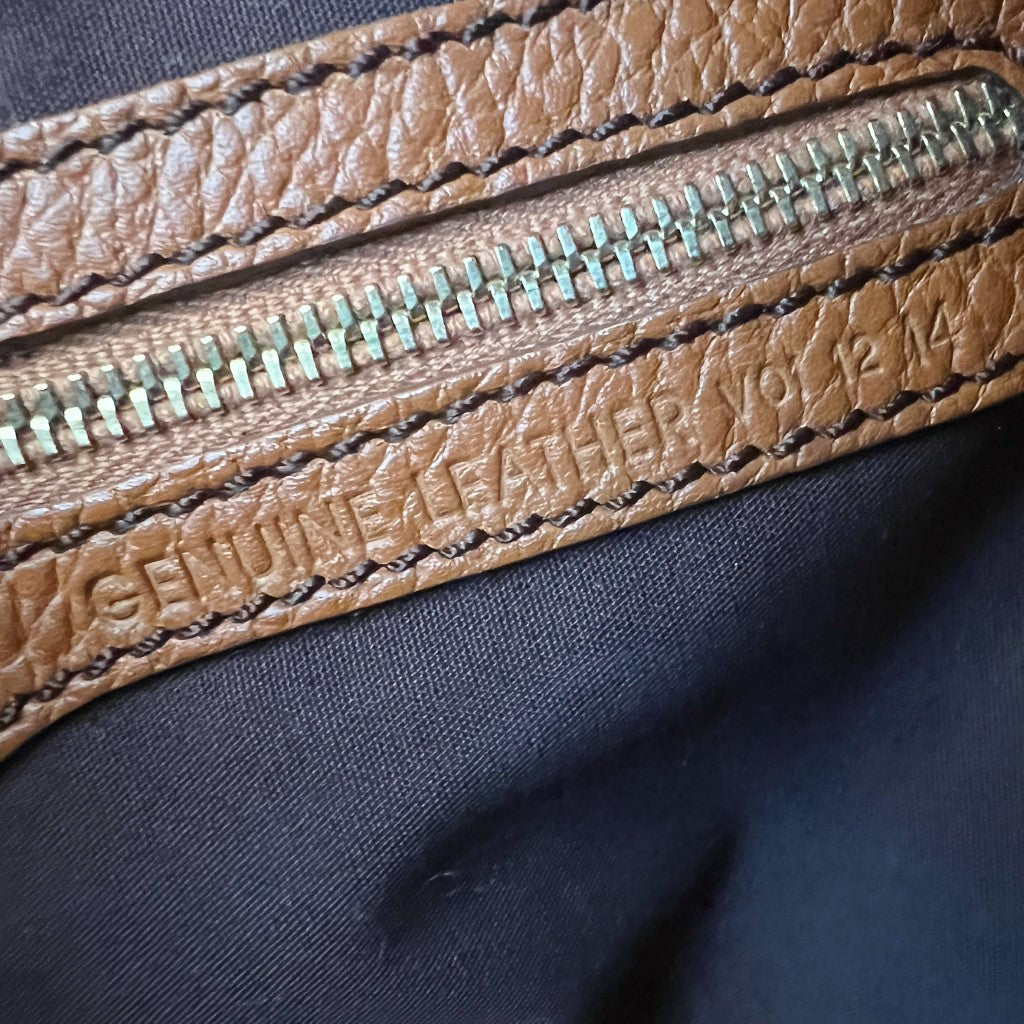 Tod's Caramel Leather Front Pocket Shoulder Bag Excellent