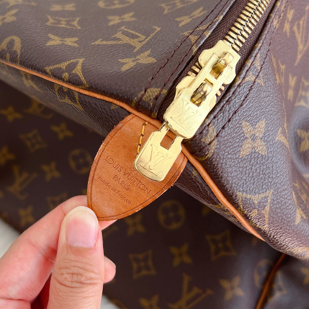 Louis Vuitton Signature Monogram Keepall 60 Travel Bag + Lock & Key