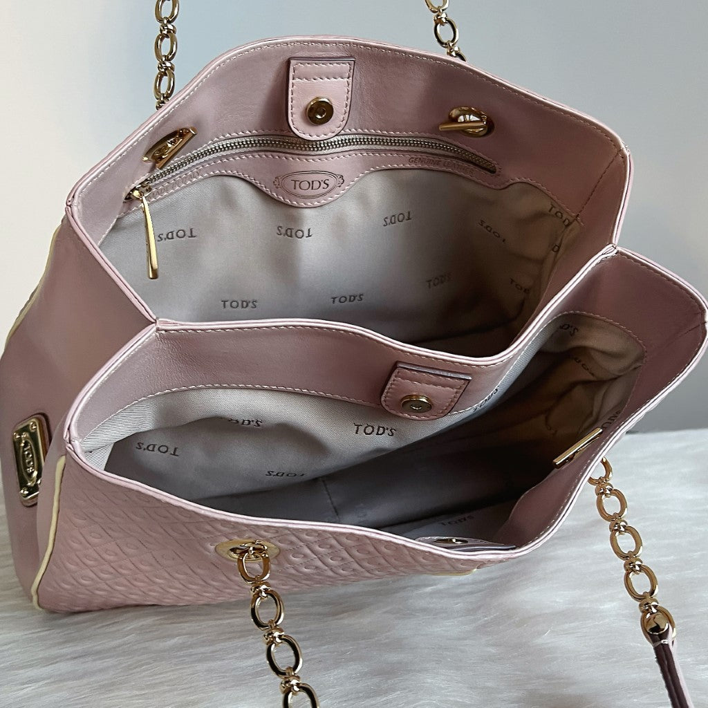 Tod's Blush Pink Leather Embossed Triple Compartment Shoulder Bag Excellent