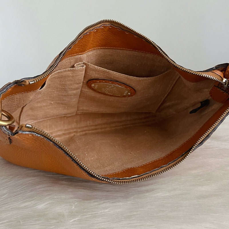 Fendi Caramel Leather Slouchy Crossbody Shoulder Bag