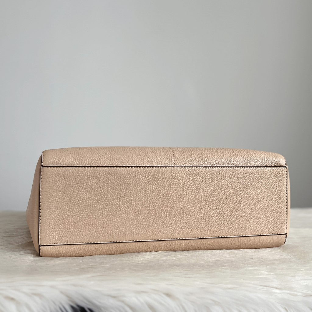 Michael Kors Beige Leather Oversized Shoulder Bag Like New