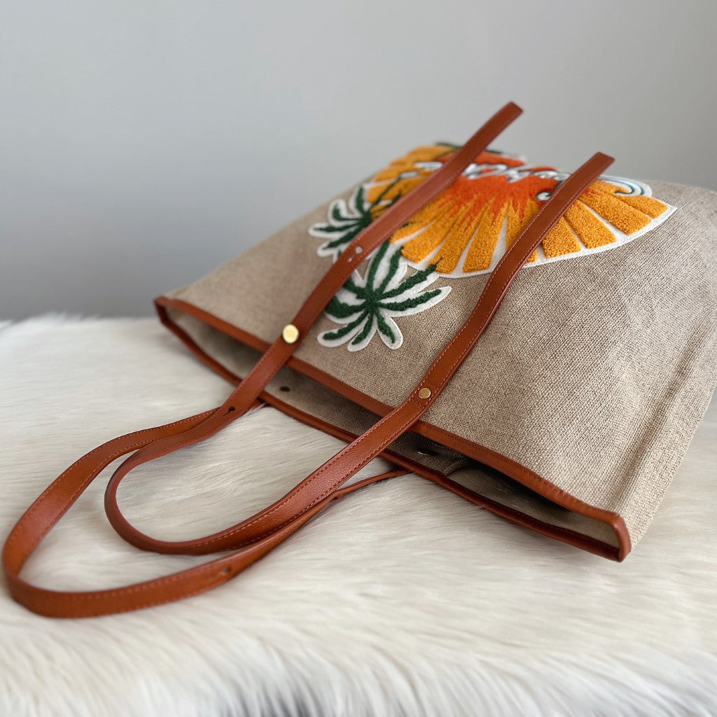 See by Chloe Caramel Leather Island Pattern Large Shoulder Bag Excellent