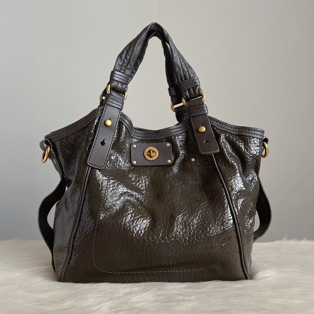Marc Jacobs Patent Olive Leather Turn Lock Detail Shoulder Bag