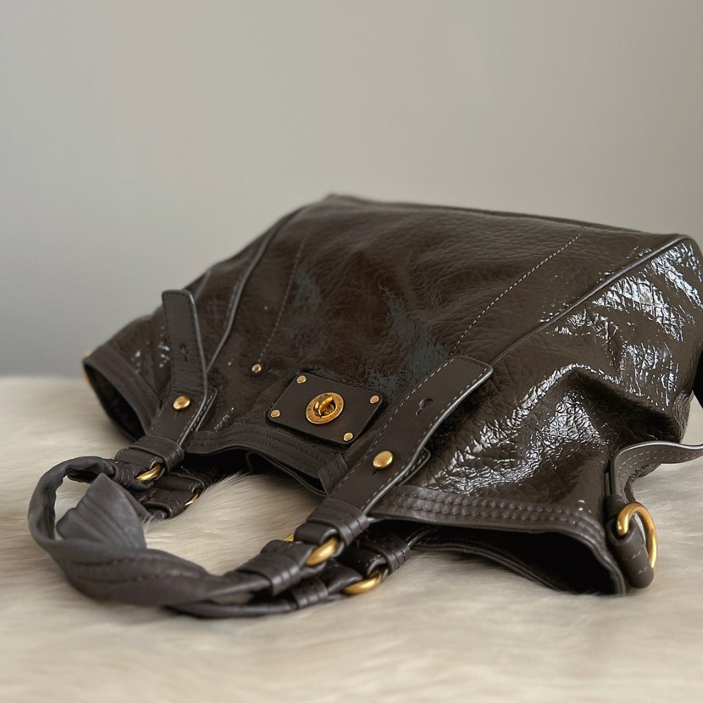 Marc Jacobs Patent Olive Leather Turn Lock Detail Shoulder Bag