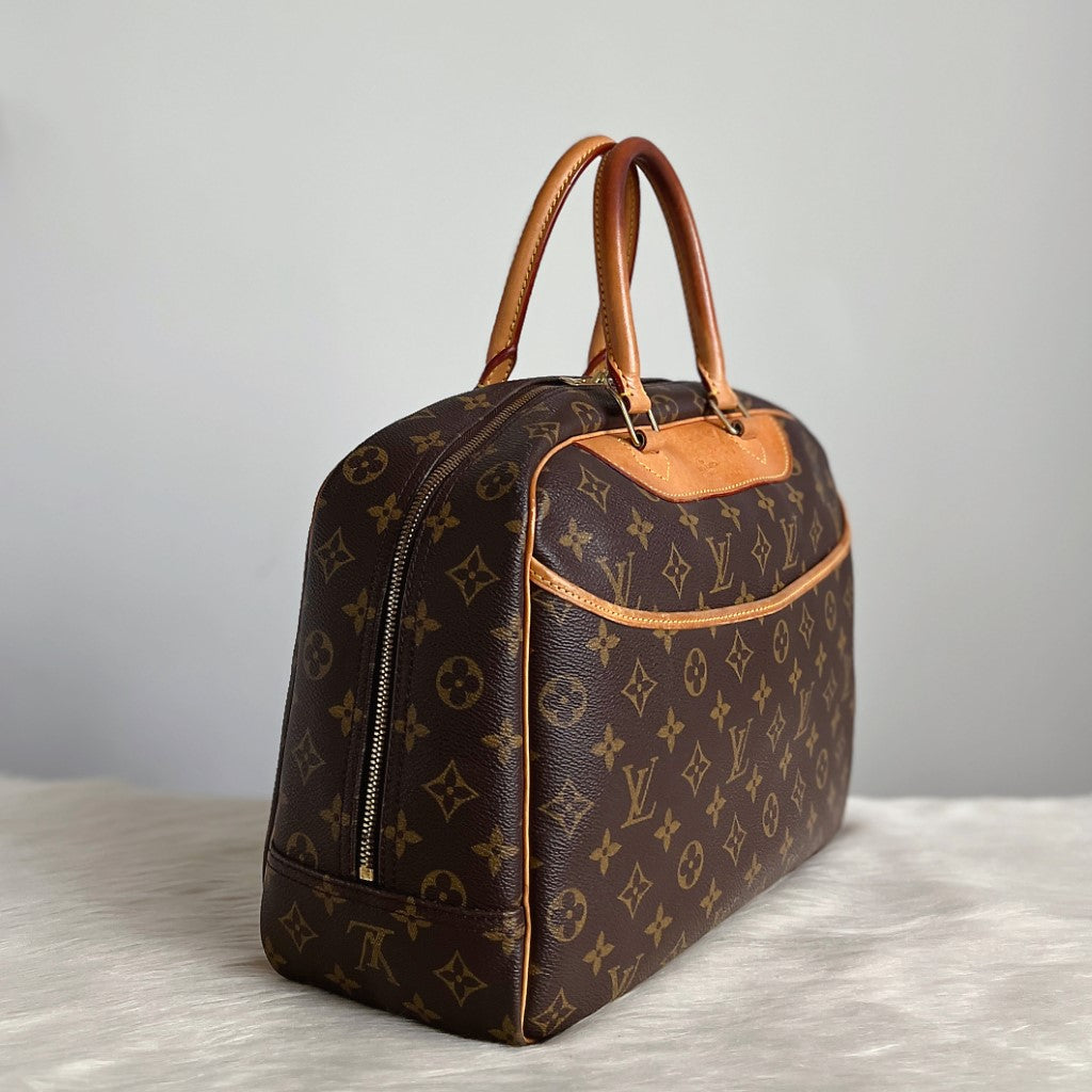 Louis Vuitton Signature Monogram Deauville Tote