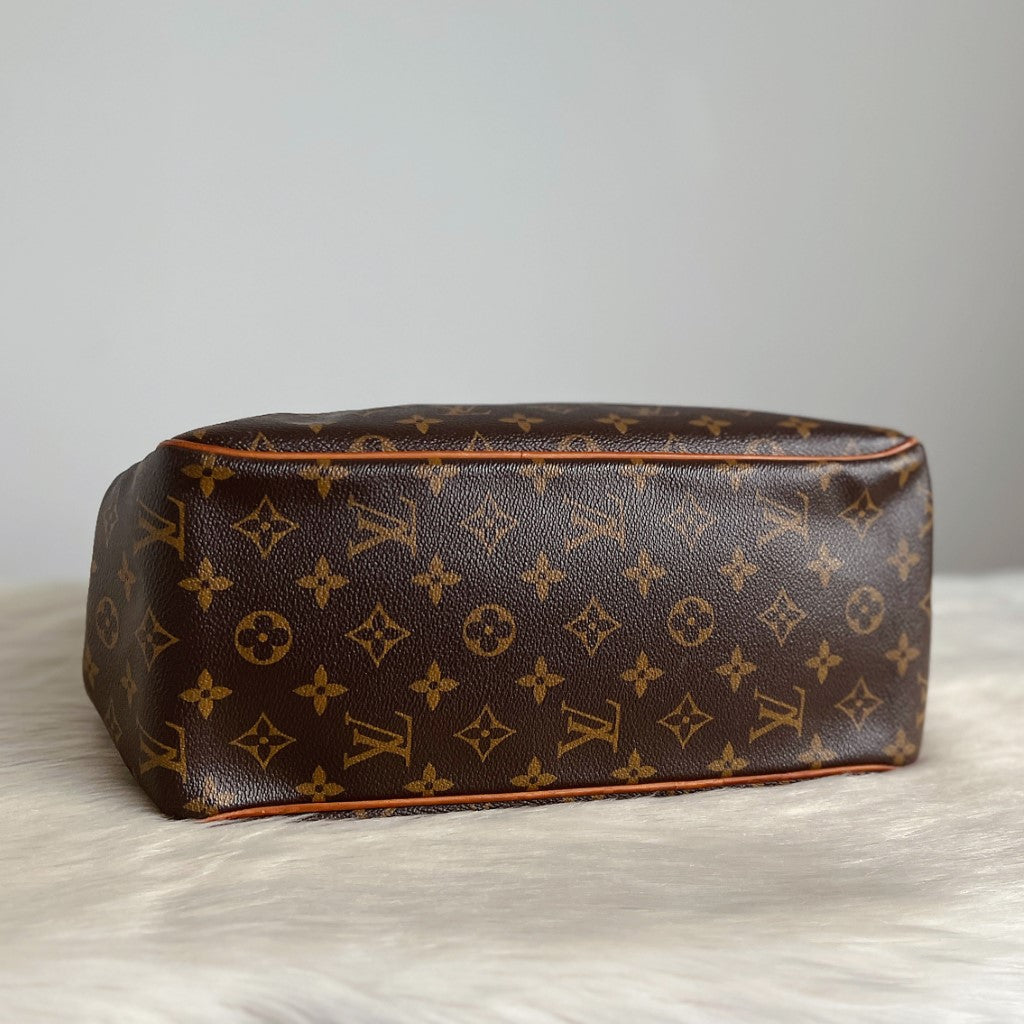 Louis Vuitton Signature Monogram Batignolles Vertical Shoulder Bag