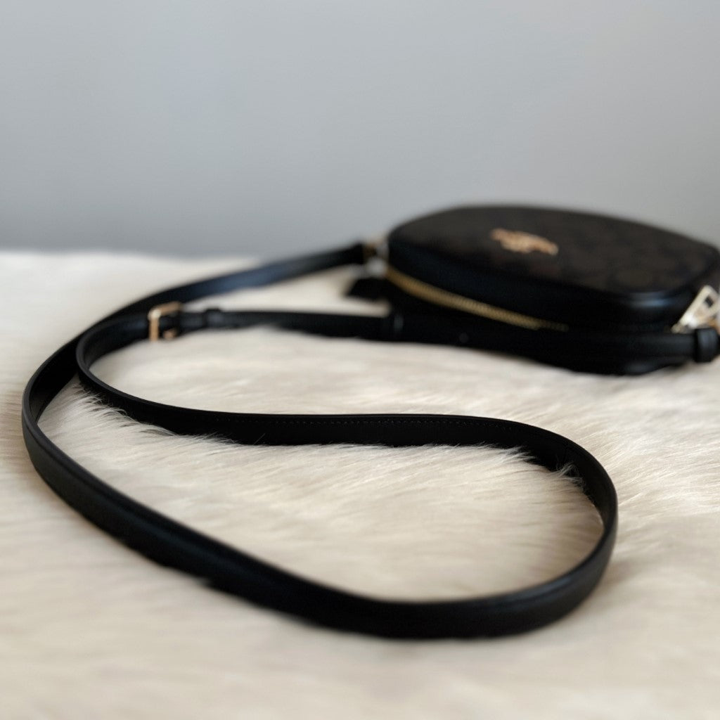 Coach Black Leather Monogram Patchwork Crossbody Shoulder Bag Like New