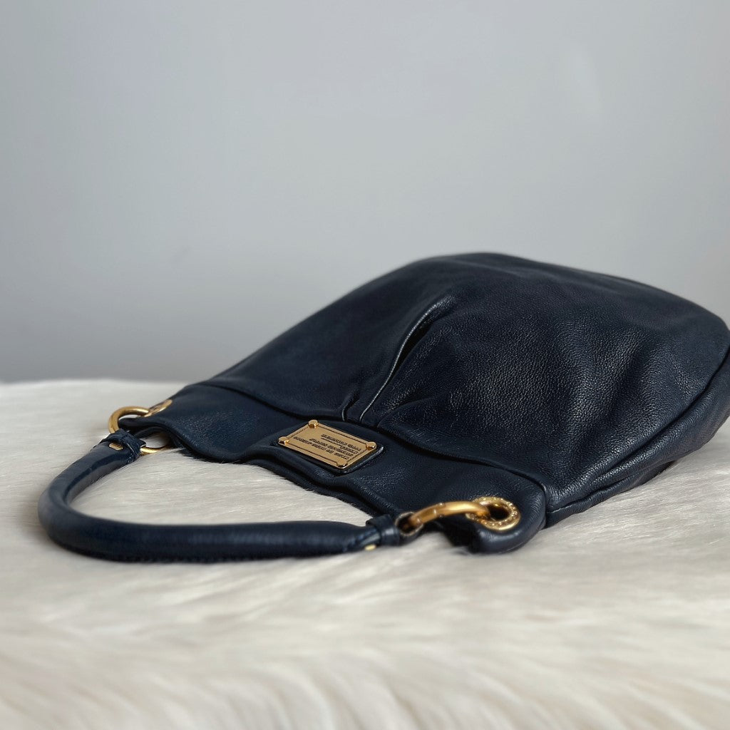 Marc Jacobs Navy Leather Front Logo Slouchy 2 Way Shoulder Bag