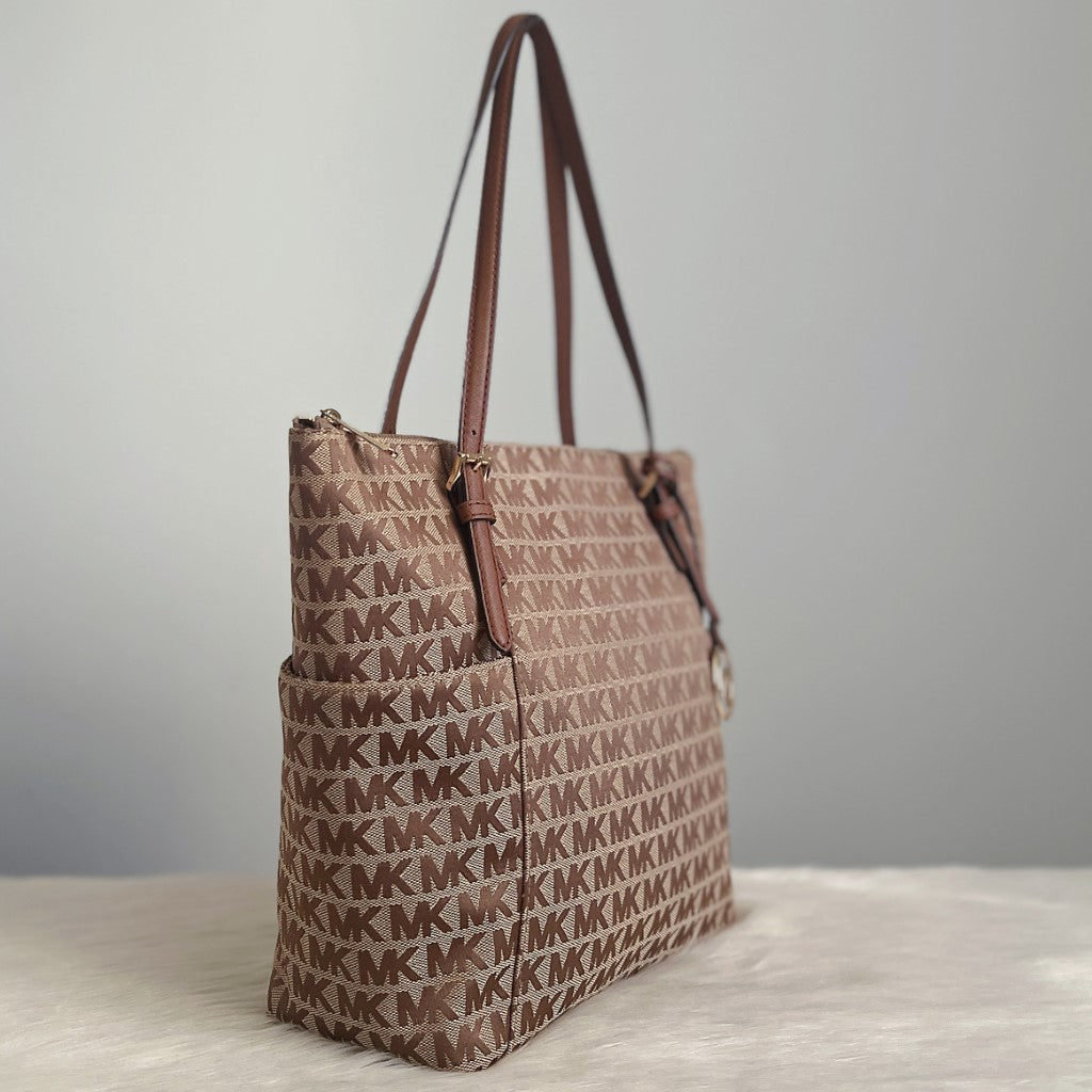 Michael Kors MK Monogram Charm Detail Shoulder Bag Excellent