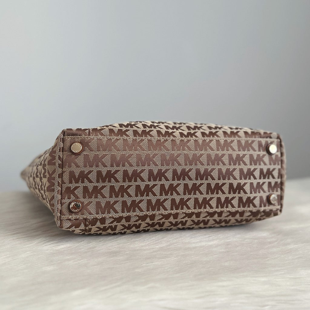 Michael Kors MK Monogram Charm Detail Shoulder Bag Excellent