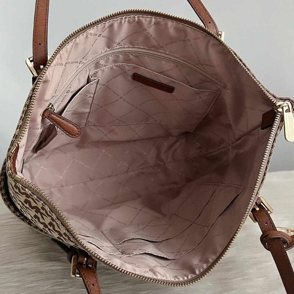 Michael Kors MK Monogram Charm Detail Shoulder Bag Excellent