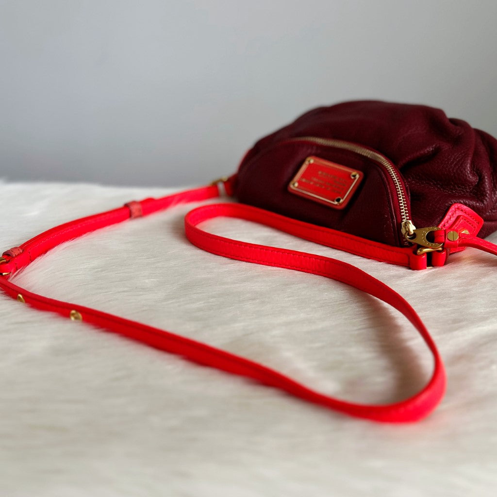 Marc Jacobs Two Tone Leather Front Logo Zip Flap Crossbody Shoulder Bag