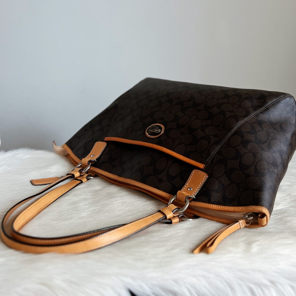 Coach Caramel Leather Trim Monogram Oversized 2 Way Shoulder Bag Excellent