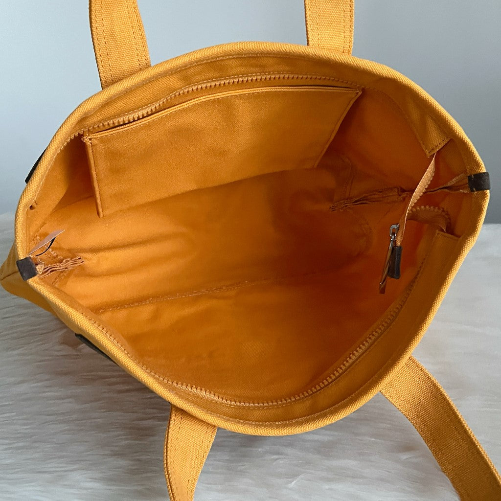 Marc Jacobs Mustard Canvas Front Pattern Shoulder Bag New with Tags