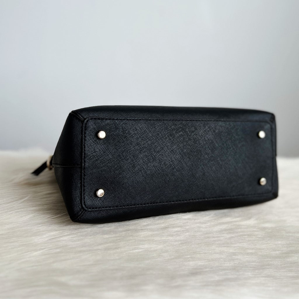 Kate Spade Black Leather Front Logo 2 Way Shoulder Bag