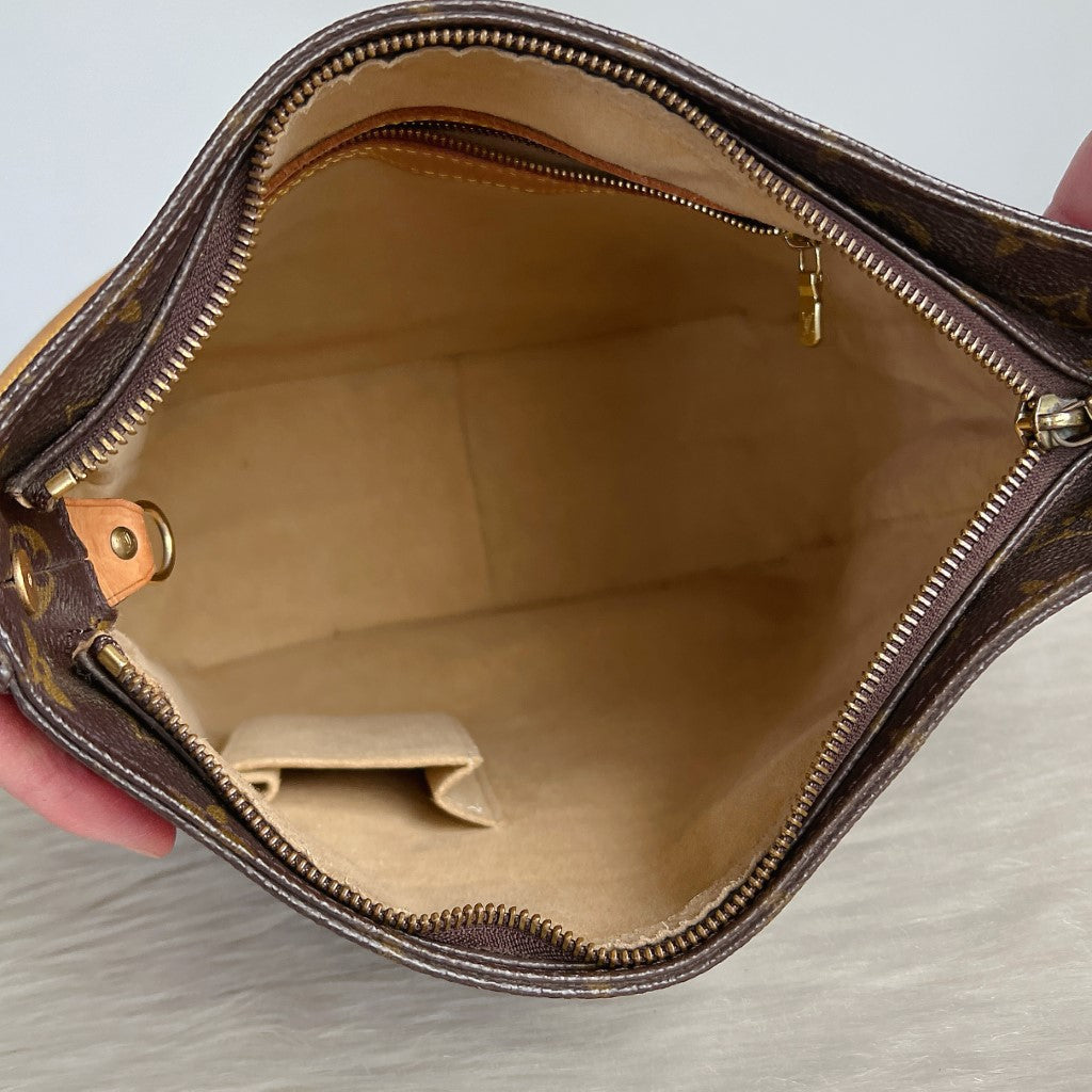 Louis Vuitton Signature Monogram Looping GM Shoulder Bag