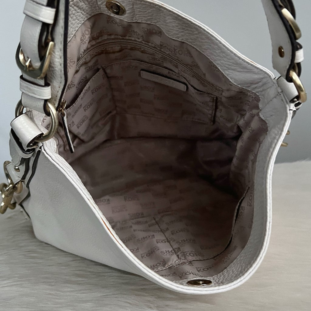 Michael Kors Creamy Leather Side Detail Slouchy Shoulder Bag