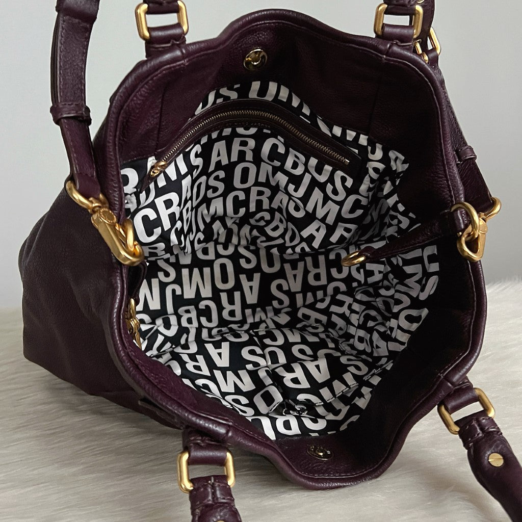 Marc Jacobs Plum Leather Front Logo 2 Way Shoulder Bag Excellent