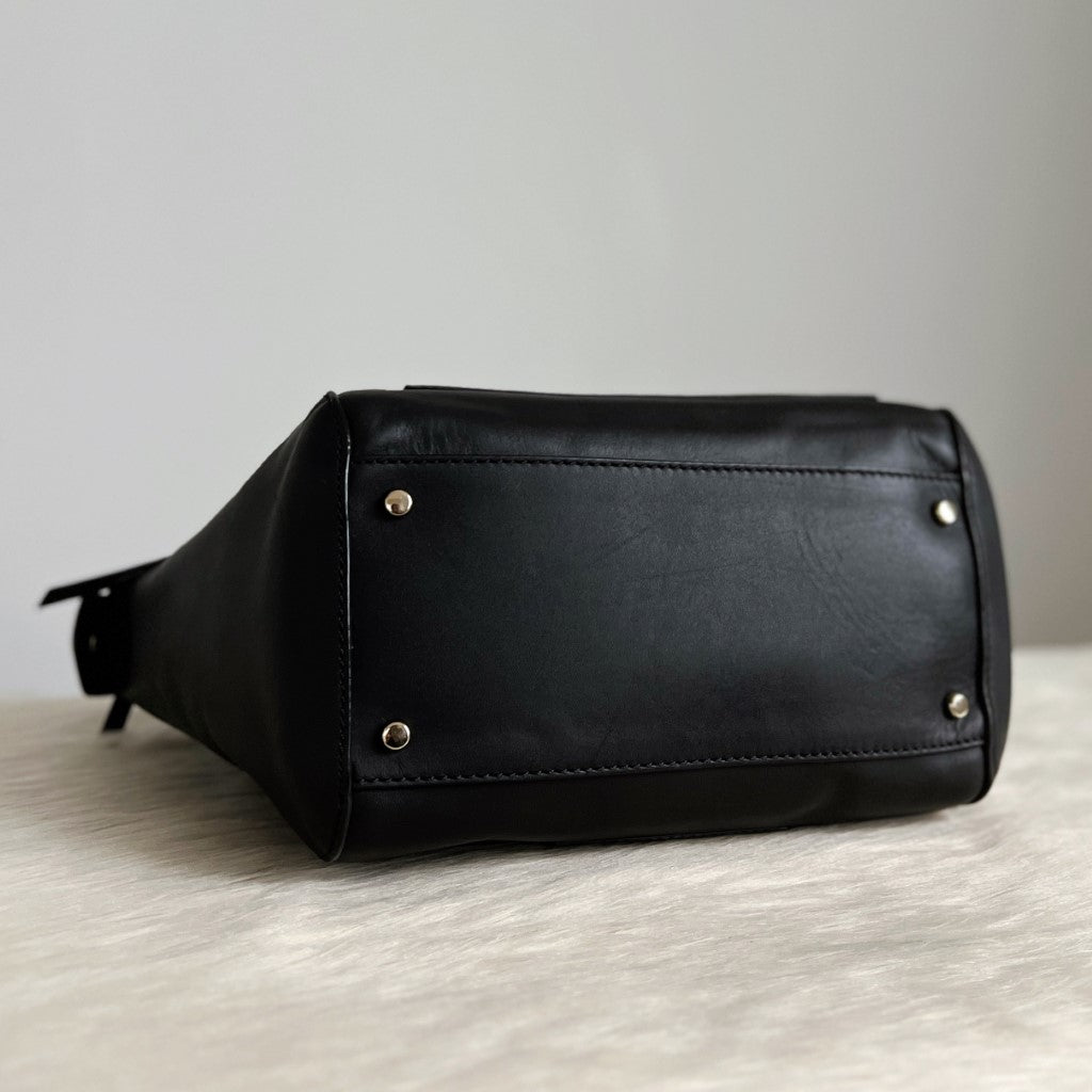 Kate Spade Black Leather Front Logo Zip Pocket 2 Way Shoulder Bag