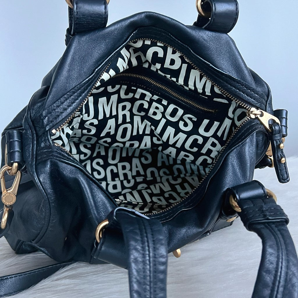 Marc Jacobs Black Leather Front Trun Lock 2 Way Shoulder Bag Excellent