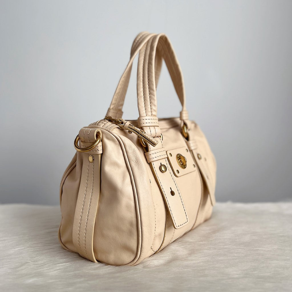 Marc Jacobs Beige Leather Front Turn Lock 2 Way Shoulder Bag