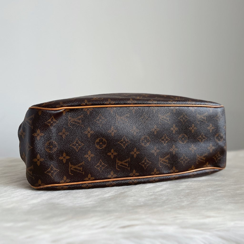 Louis Vuitton Signature Monogram Batignolles Shoulder Bag
