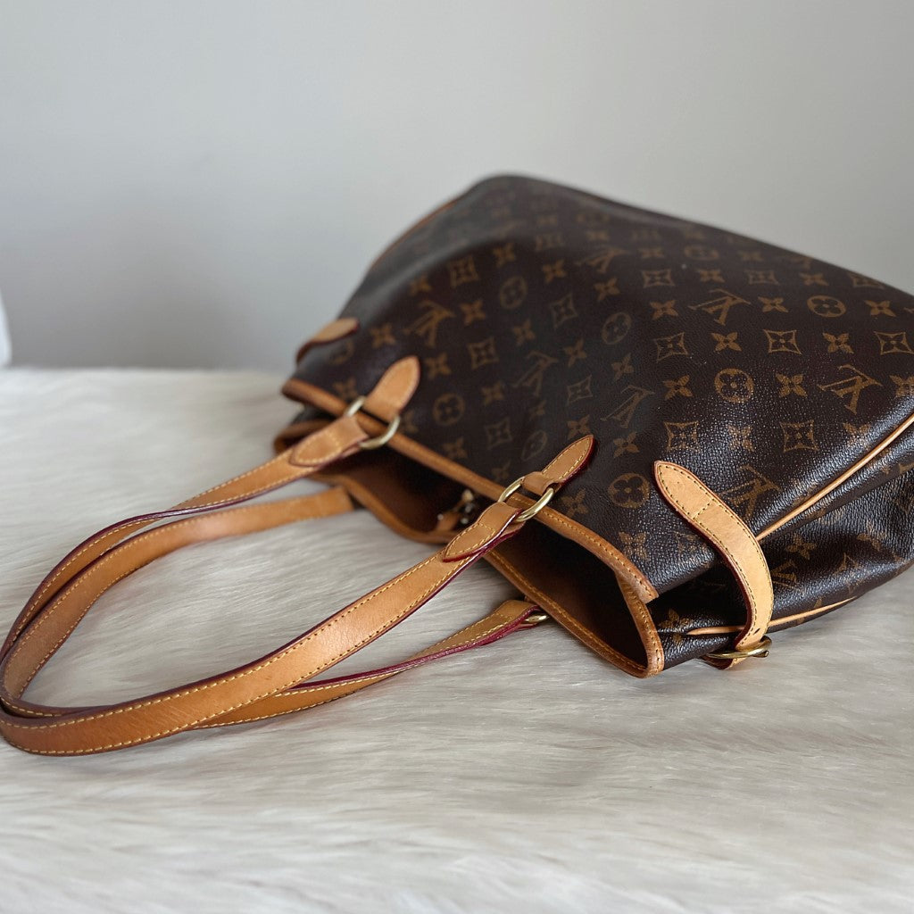 Louis Vuitton Signature Monogram Batignolles Shoulder Bag