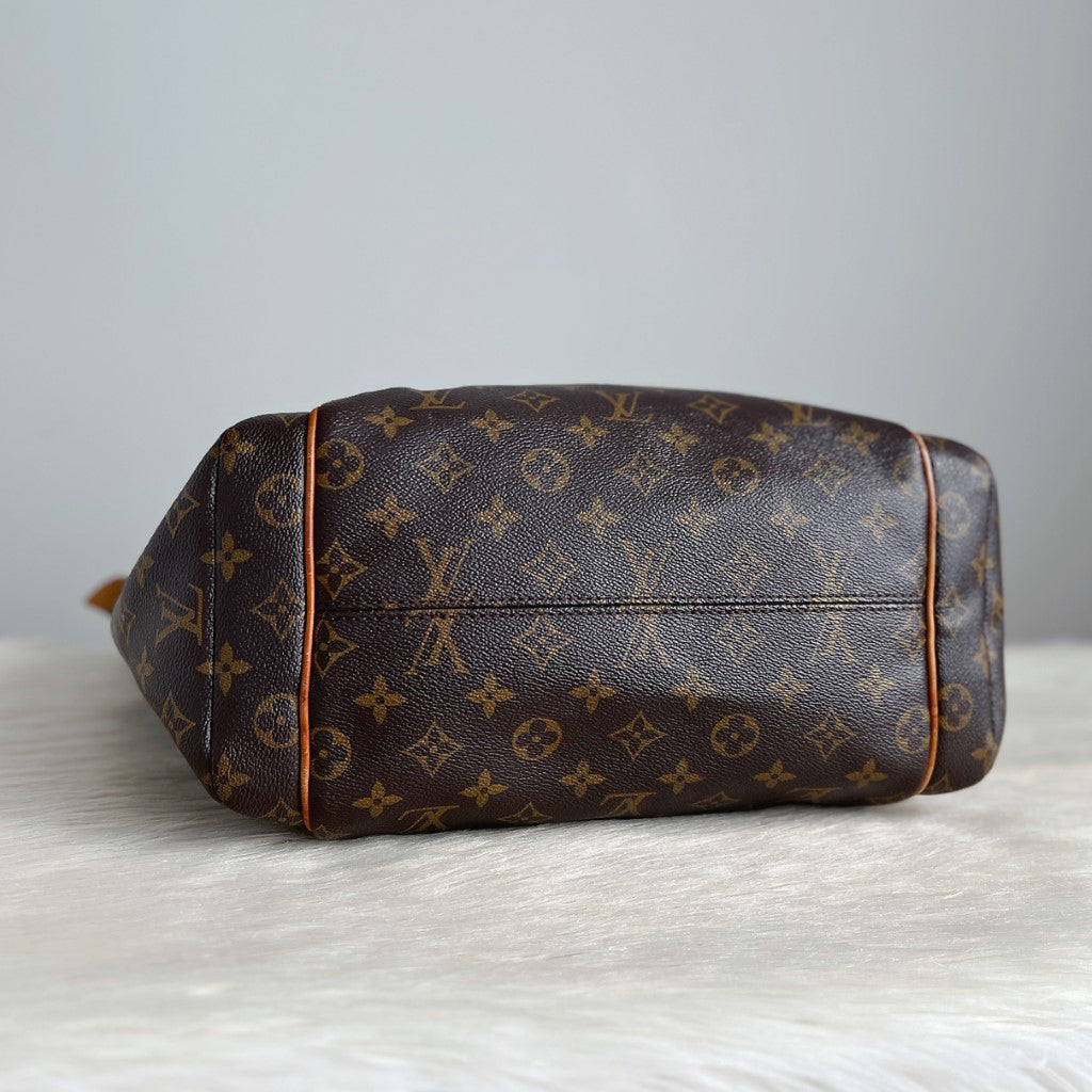 Louis Vuitton Signature Monogram Totally MM Shoulder Bag