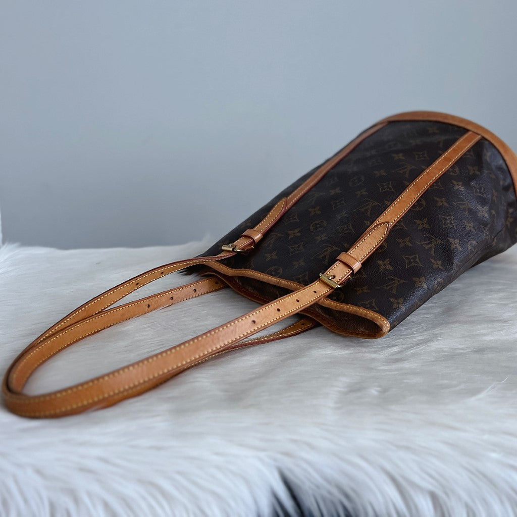 Louis Vuitton Signature Monogram Bucket GM Shoulder Bag